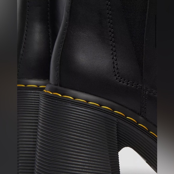 NWT Dr. Marten Spence Leather Flared Heel Chelsea Boots - Picture 12 of 15